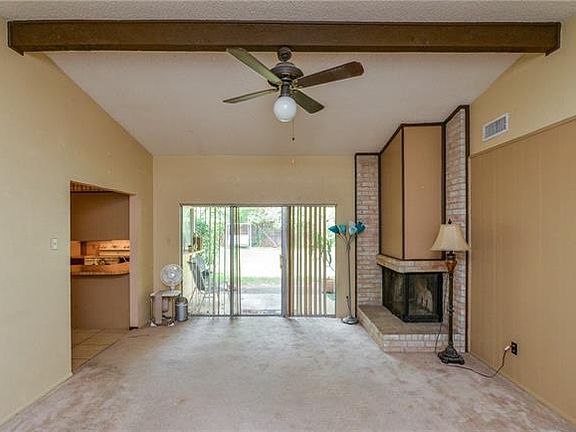 5th image of 310 Carol Dr