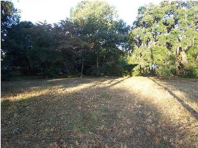 2nd image of 1 Ashley River Rd