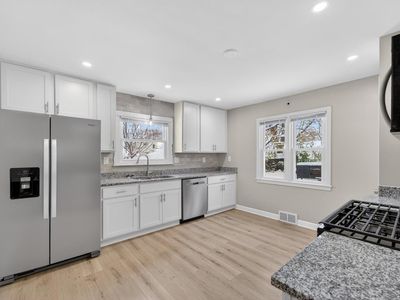 2822 South 48th STREET, Milwaukee, WI, 53219