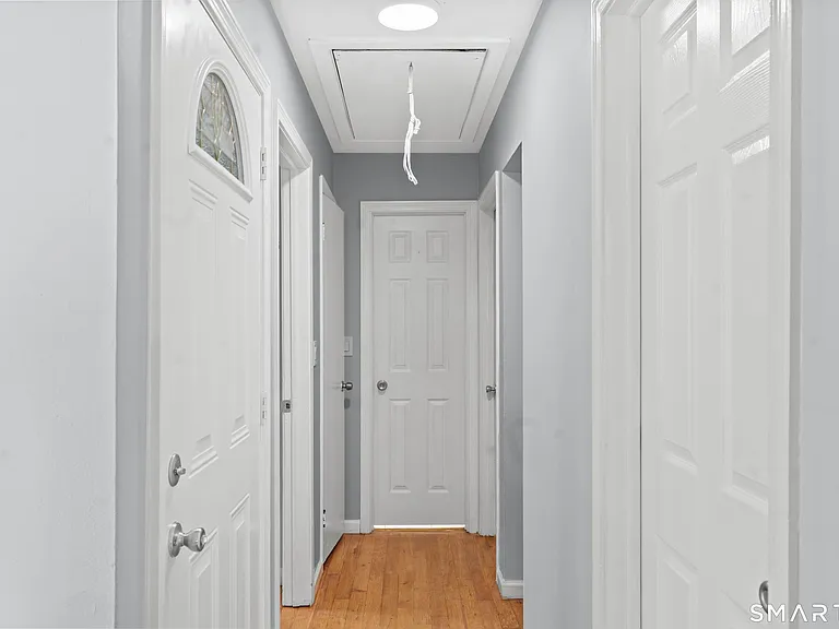 22 Irving Pl #2 — Photo 3