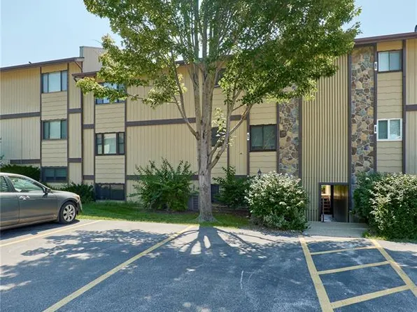 80 Lemans Ct #80, Lake Saint Louis, MO 63367