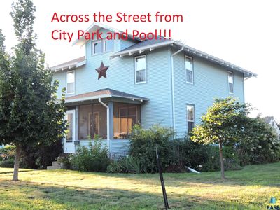 820 E 3rd St, Dell Rapids, SD, 57022
