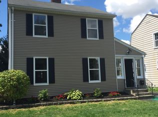 587 Wiltshire Rd, Columbus, OH 43204