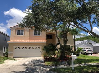681 Fox Creek Ct, Weston, FL 33327