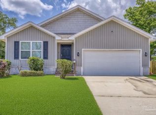5886 Blackhorse Cir, Pensacola, FL 32526