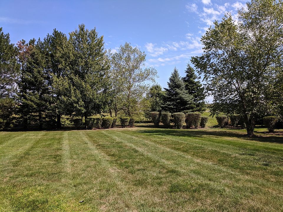2nd image of 16557 S Windsor Ln #16557