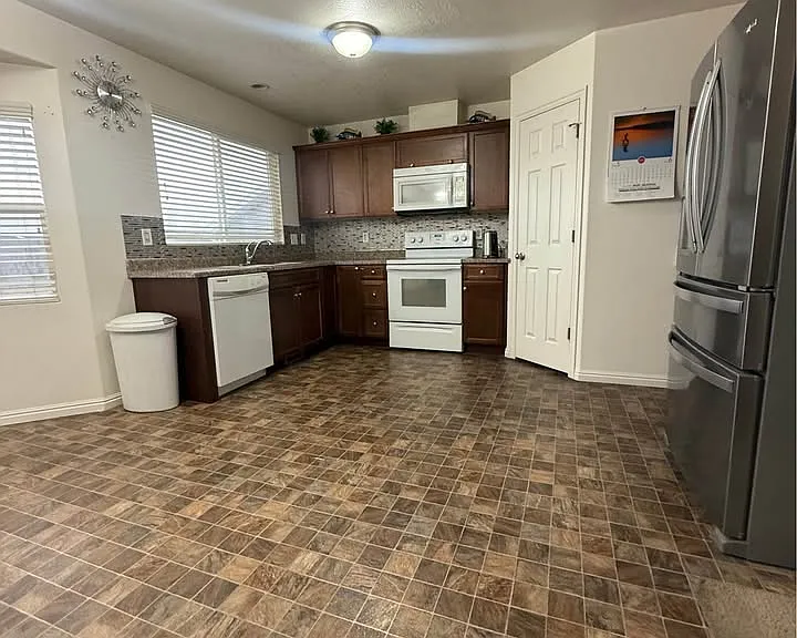 6146 W Stillridge Dr — Photo 6