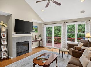 66 Holbeck Cor #66, Plymouth, MA 02360