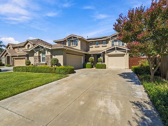 4th image of 2503 Donatello St