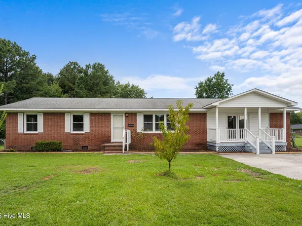 4 Earl Place, Midway Park, NC 28544