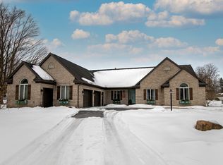 17 Symphony Pl, Whitesboro, NY 13492