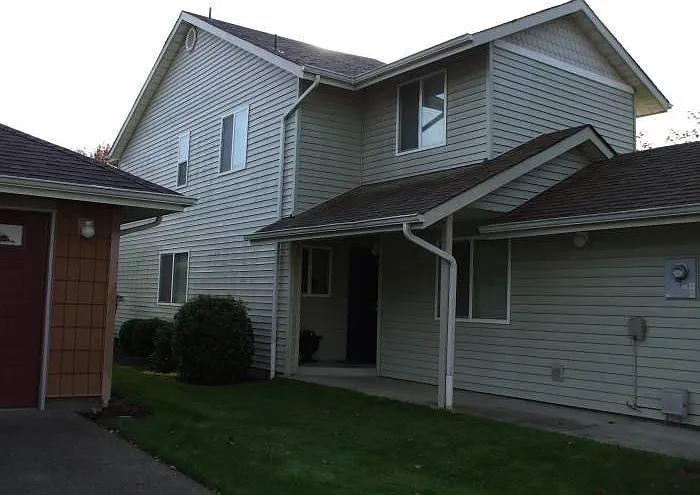 5250 Alpha St SE — Photo 1