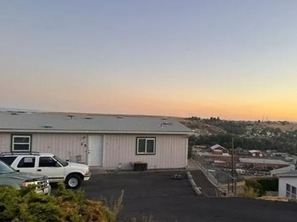 25 NE Mount Hebron Dr, Pendleton, OR 97801