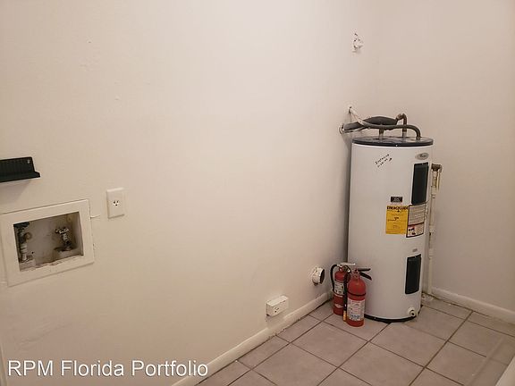 5th image of 6952 Trout St