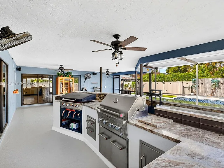 13808 Geranium Pl — Photo 3