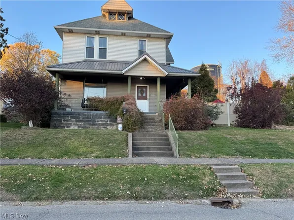 137 Euclid Ave, Barnesville, OH 43713