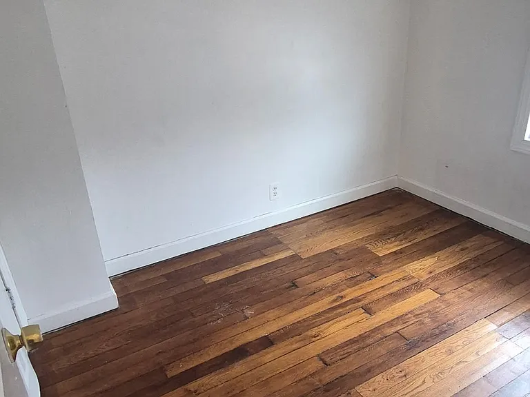 438 Main St #R — Photo 7