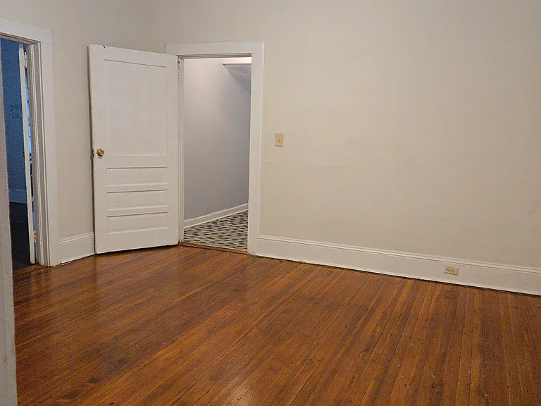 700 Summit Ave — Photo 9