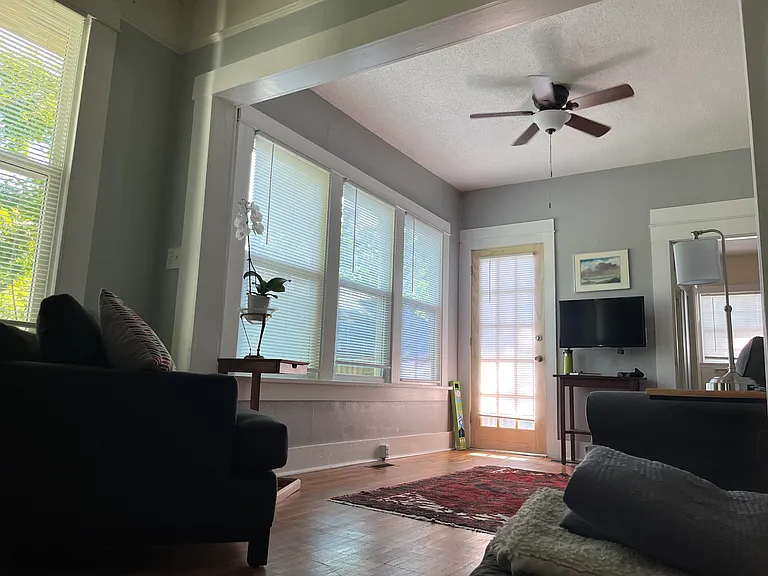 310 N Spruce St — Photo 8