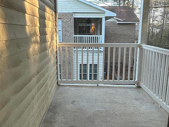 4th image of 2818 Mulberry Lane #D