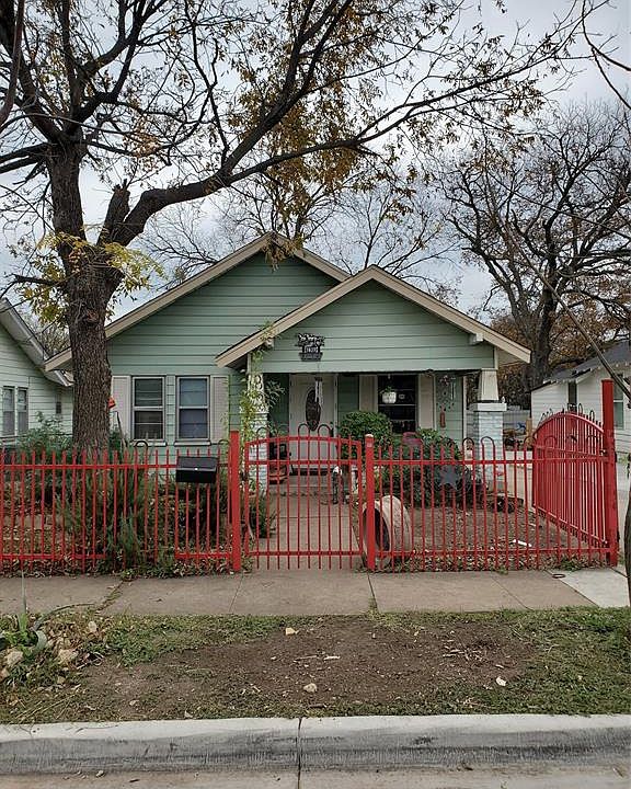 1st image of 1029 W Hammond St