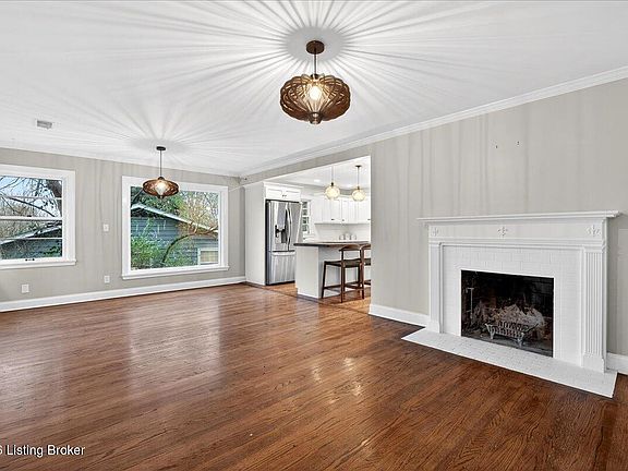 3rd image of 419 Sprite Rd