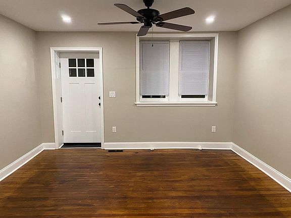 2nd image of 4668 Umbria St
