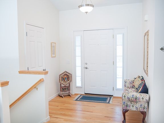 2nd image of 6010 Millbrook Dr