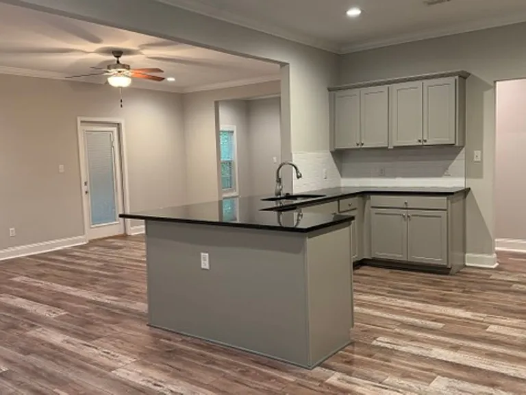 704 Chilhowee Cir — Photo 8