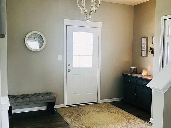 2nd image of 13949 Heartland Ct
