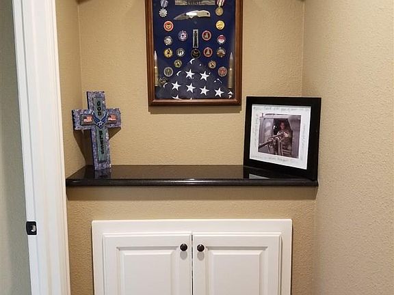 5th image of 20 Harley Ct