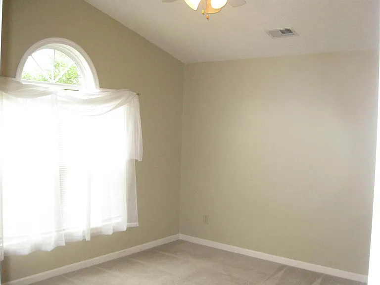 1192 Colorado Rd — Photo 3