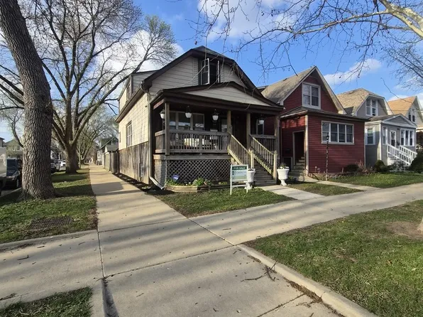 5758 W Warwick Ave, Chicago, IL 60634