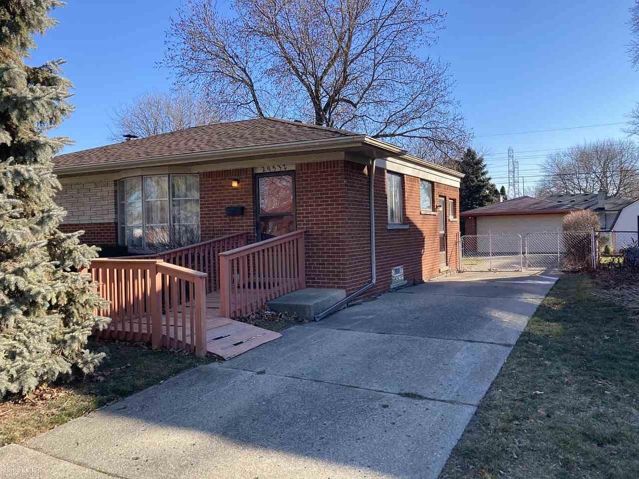 29532 Roan Dr, Warren, MI 48093 Zillow