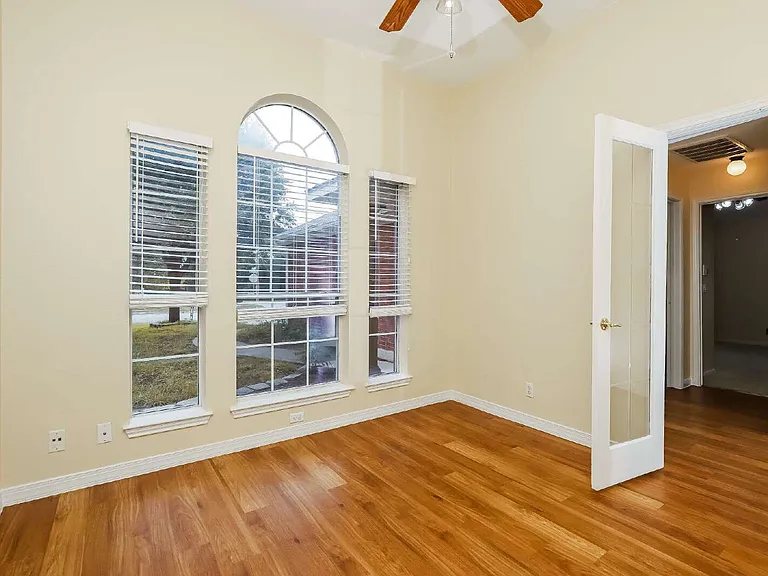 1561 Kenneys Way — Photo 12