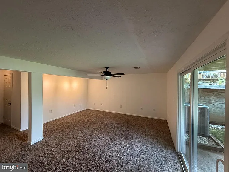 3349 Garrison Cir — Photo 40