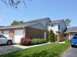217 Wethington Dr, Wauconda, IL 60084