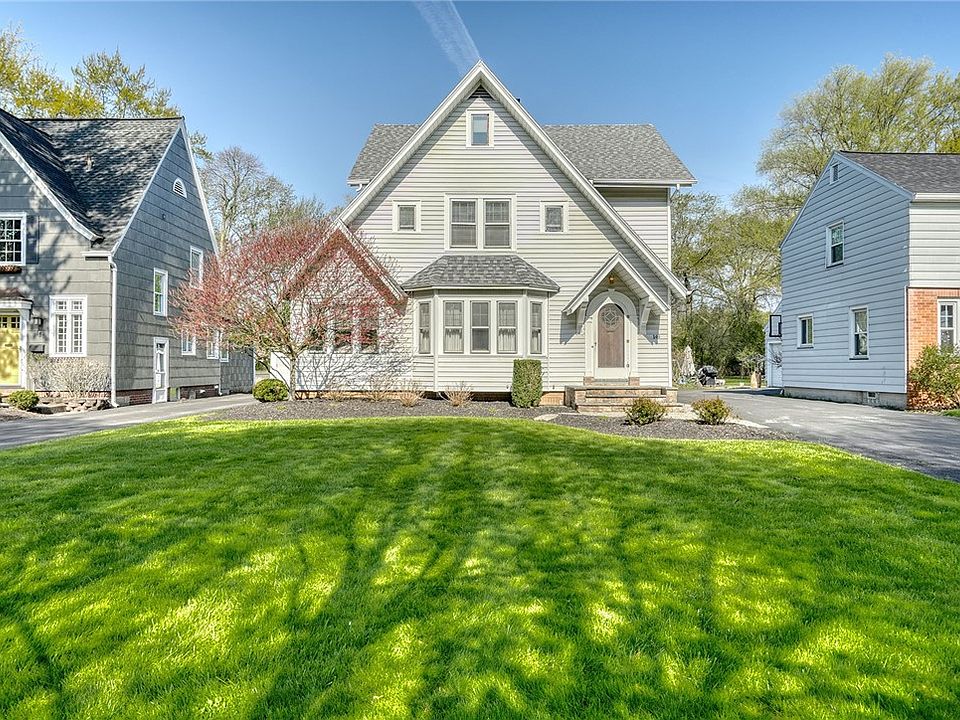 1st image of 149 Eastland Ave