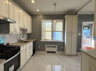 60 Bay 23rd St, Brooklyn, NY 11214