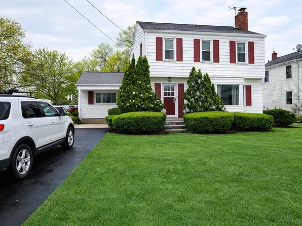 1225 W Maumee St, Adrian, MI 49221