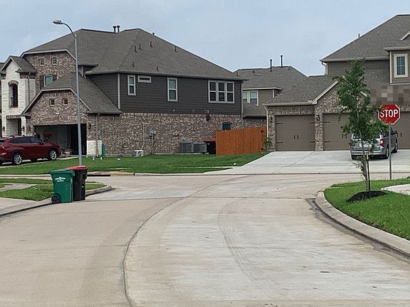 4th image of 18863 Aspen Heights Trl