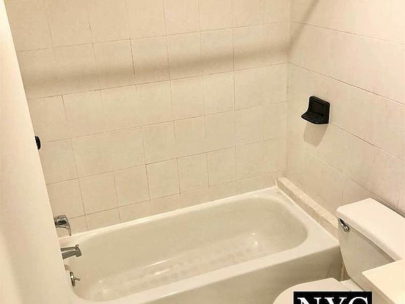 4th image of 336 E 55th St APT B