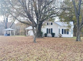 2230 Little River Rd, Asheboro, NC 27205