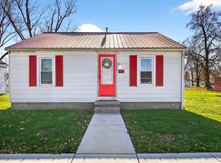 206 E Grissom Ave, Mitchell, IN 47446