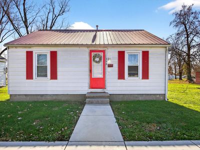 206 E Grissom Ave, Mitchell, IN, 47446