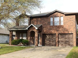1811 Oak Ridge Dr, Kemah, TX 77565