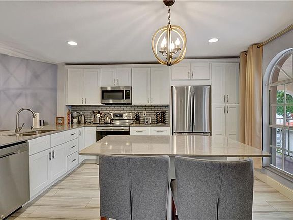 5th image of 668 Mardel CT #805