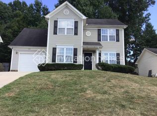 7122 Lowen Rd, Charlotte, NC 28269