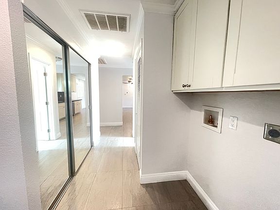 4th image of 7359 Lincoln Ave
