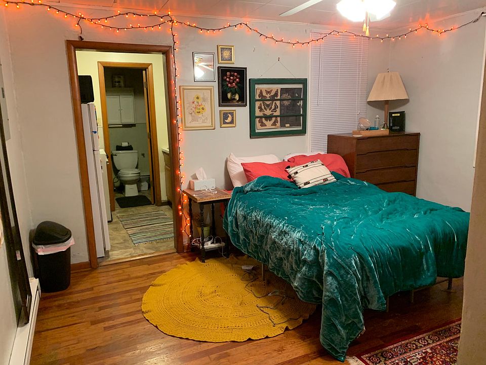 Bedroom area